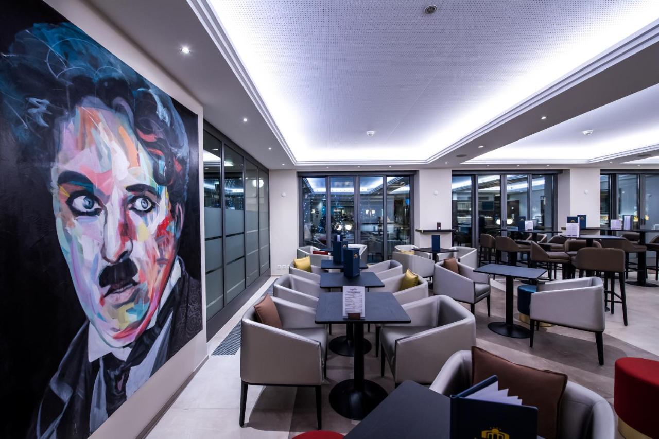 Studios Astra Hotel ヴェヴェイ エクステリア 写真