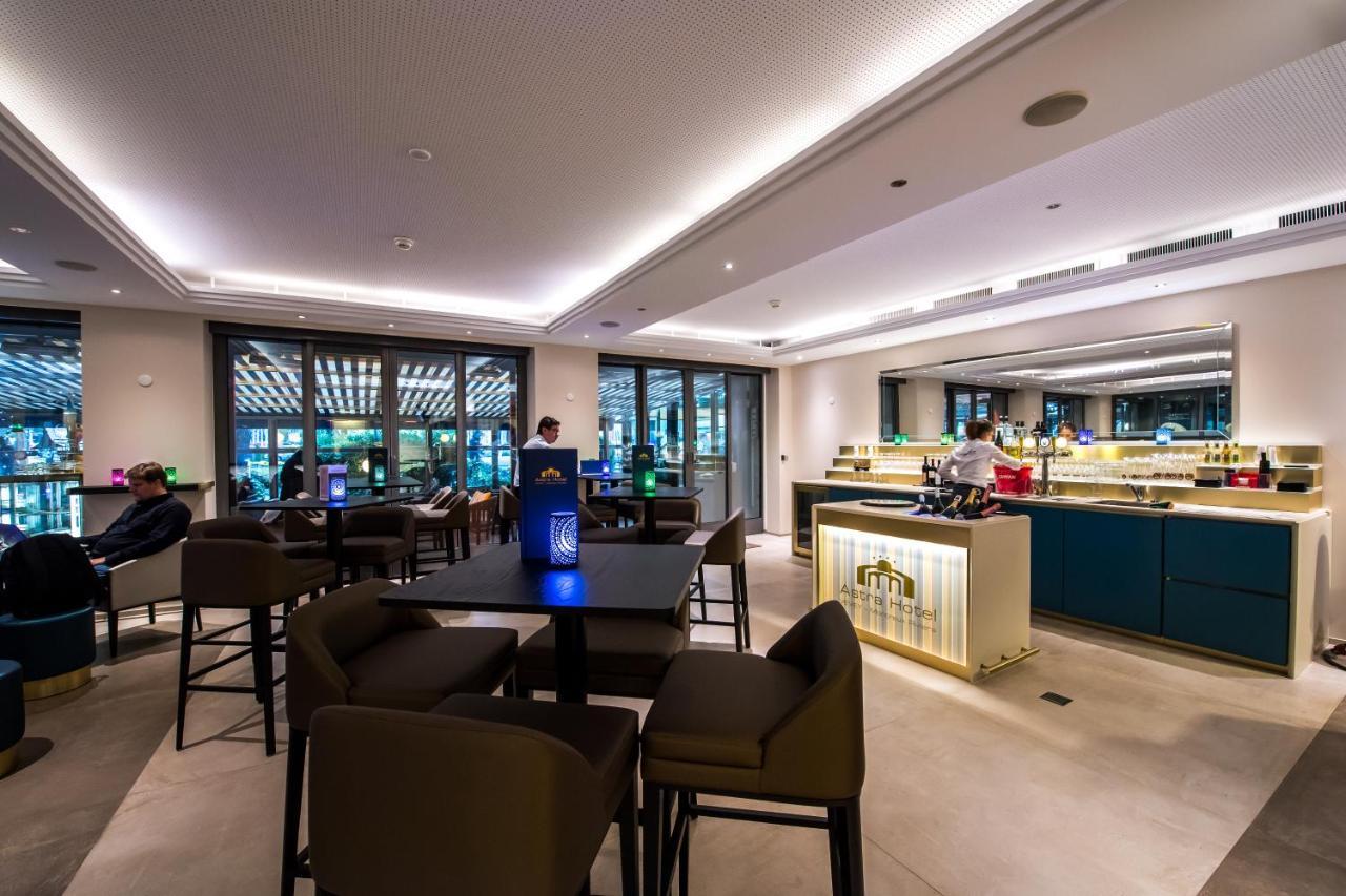 Studios Astra Hotel ヴェヴェイ エクステリア 写真